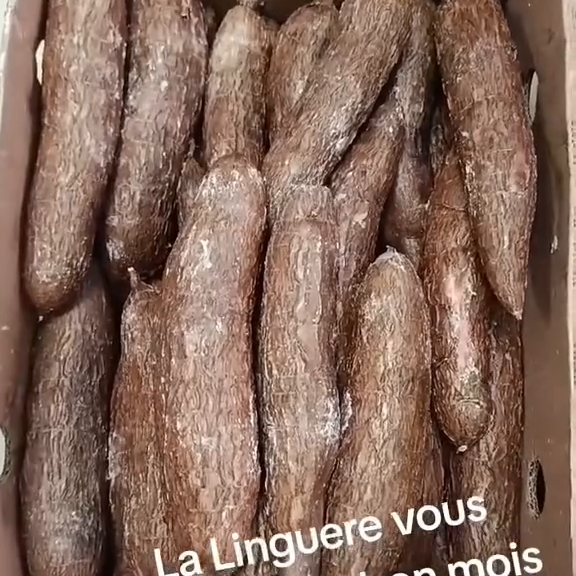 Ignames et manioc frais